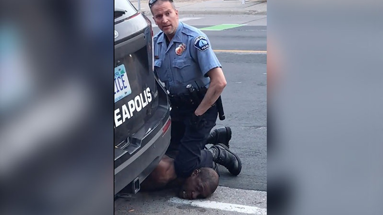 George Floyd’u öldüren polis hakkındaki suçlama düşürüldü