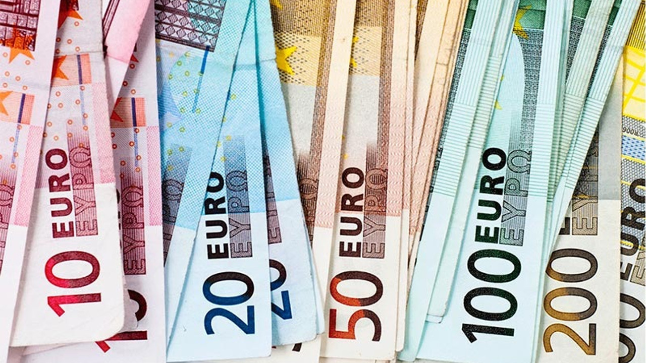 Euro/TL rekorunu güncelledi: Tüm zamanların en yüksek seviyesi görüldü