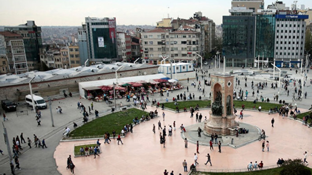 'Taksim Cumhuriyet Meydanı bir park değil; emek, mücadele ve demokrasi meydanıdır'