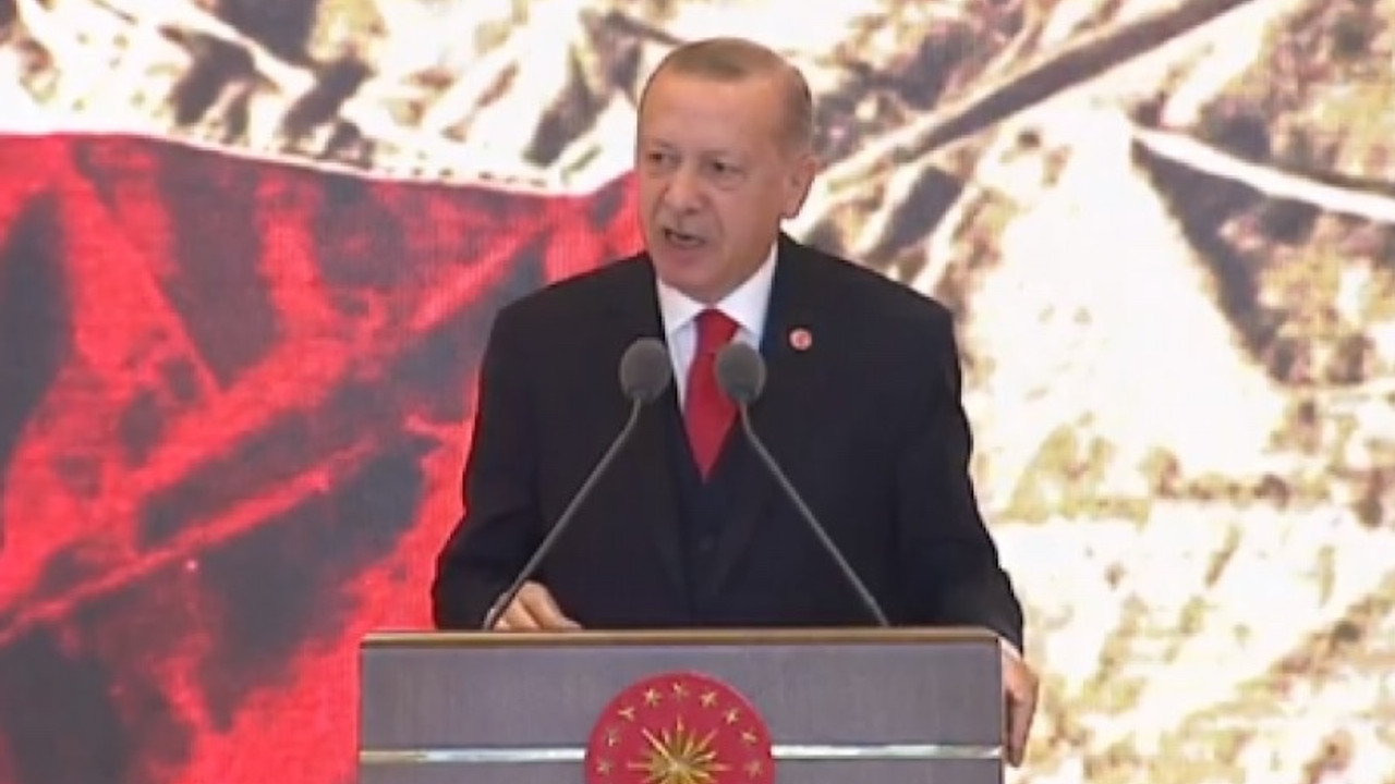 Erdoğan: Tarihimizi yeniden keşfeden bir nesil yetişiyor