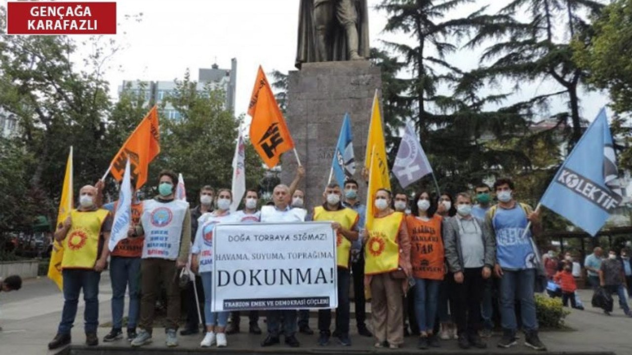 Trabzon'da demokrasi güçlerinden torba yasa protestosu