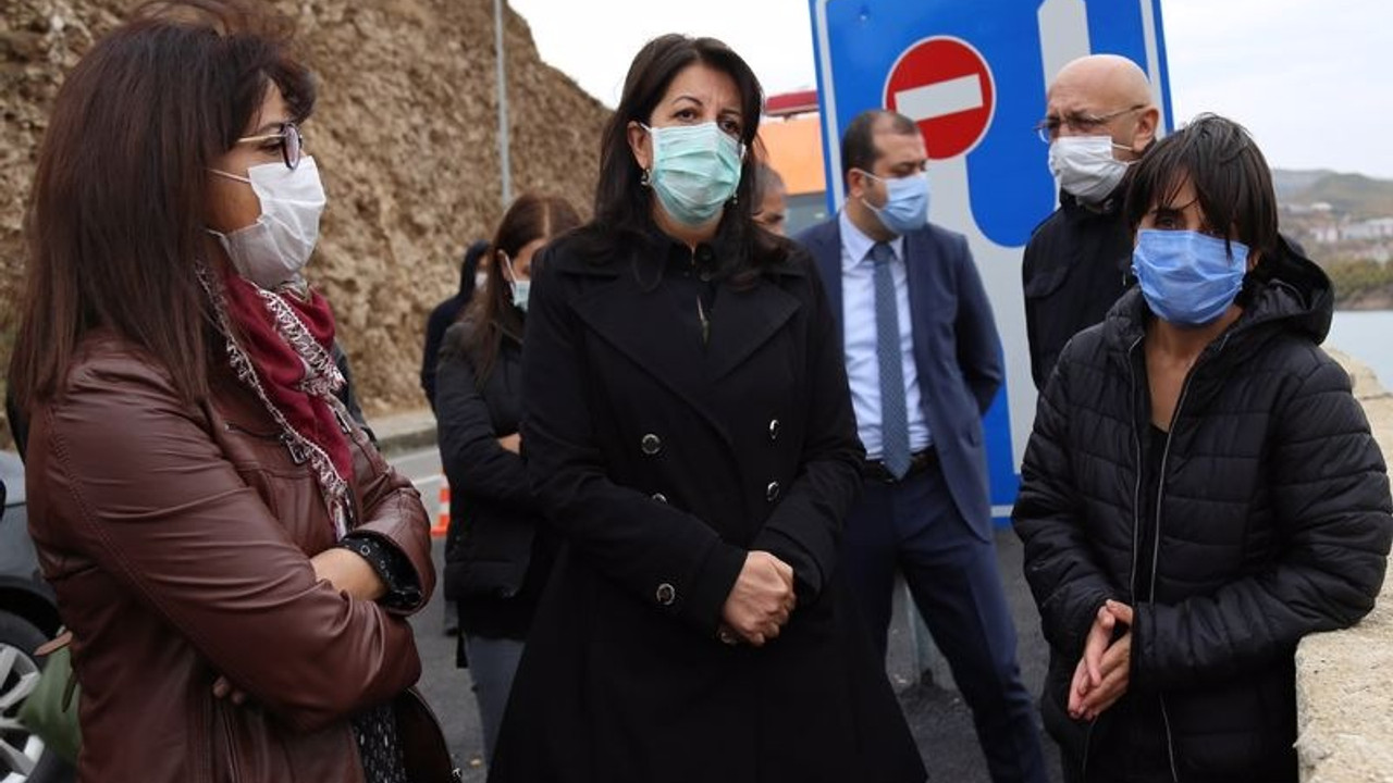 HDP'den Gülistan Doku'nun ailesine ziyaret: Takipçisiyiz