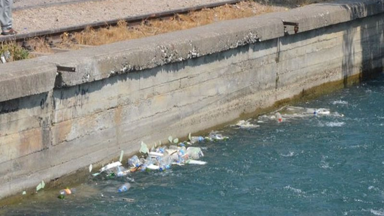 Toksikologdan uyarı: Çöpe atılan ilaçlar içme suyuna karışıyor