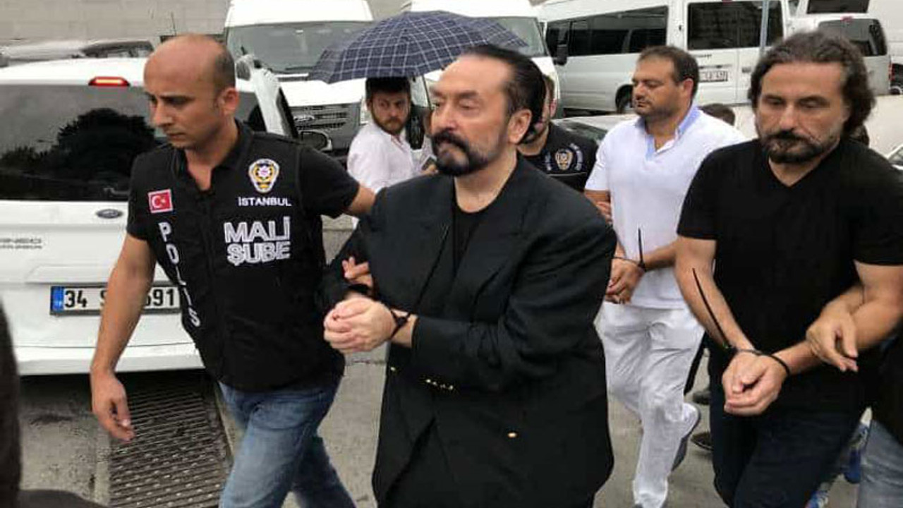 Adnan Oktar'a 1365 yıl ceza istendi