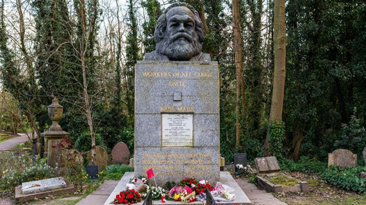 Karl Marx'ın mezarının da bulunduğu ünlü mezarlık tehlikeyle karşı karşıya