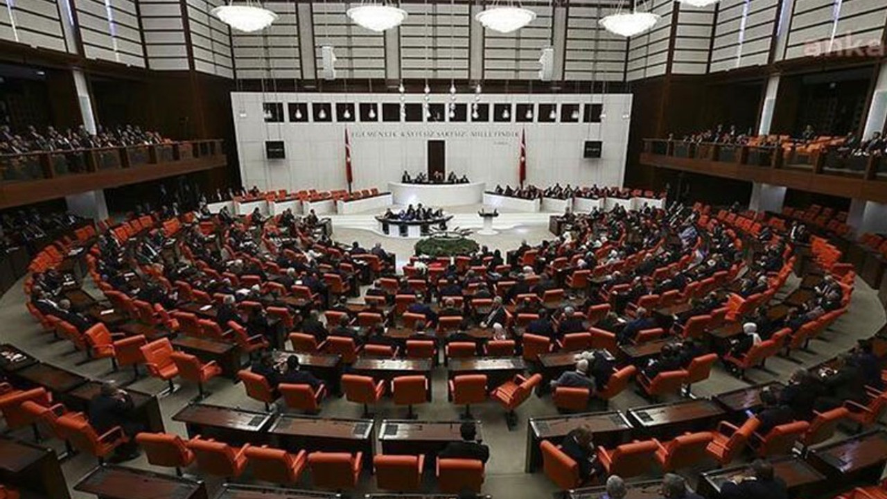 Dört parti Fransa Senatosu’nun Karabağ kararını kınadı