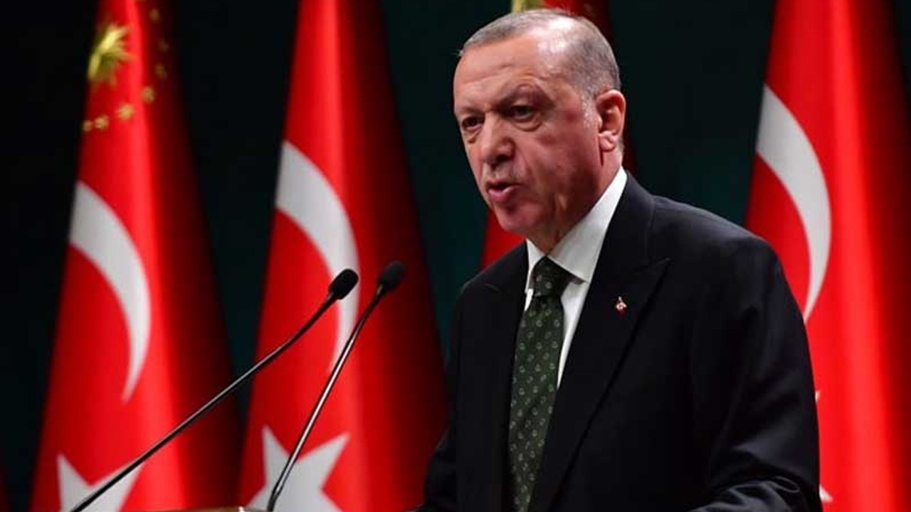 Erdoğan'dan sosyal medyaya gözdağı: Denetim yoksa, faşizm gelir