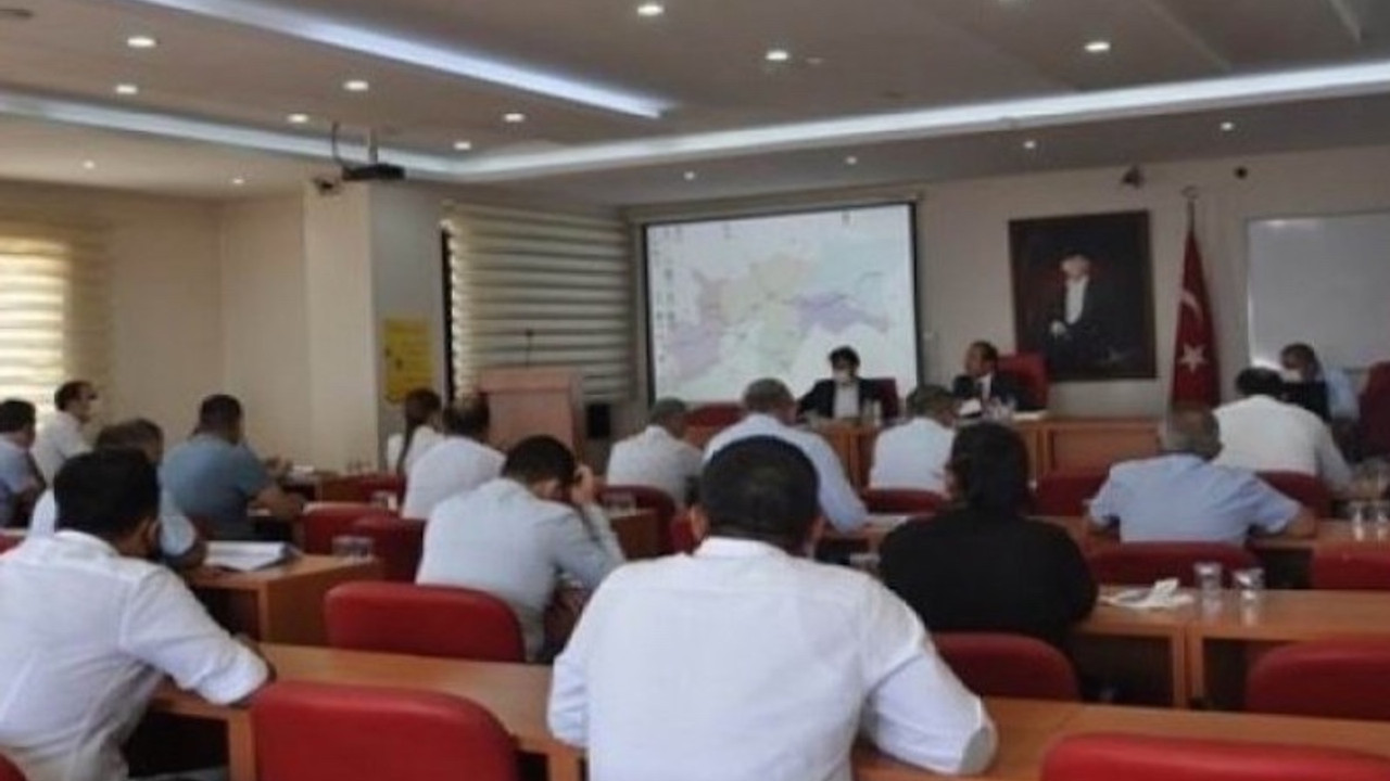 Şırnak'ta HDP'li 3 meclis üyesi daha görevden uzaklaştırıldı