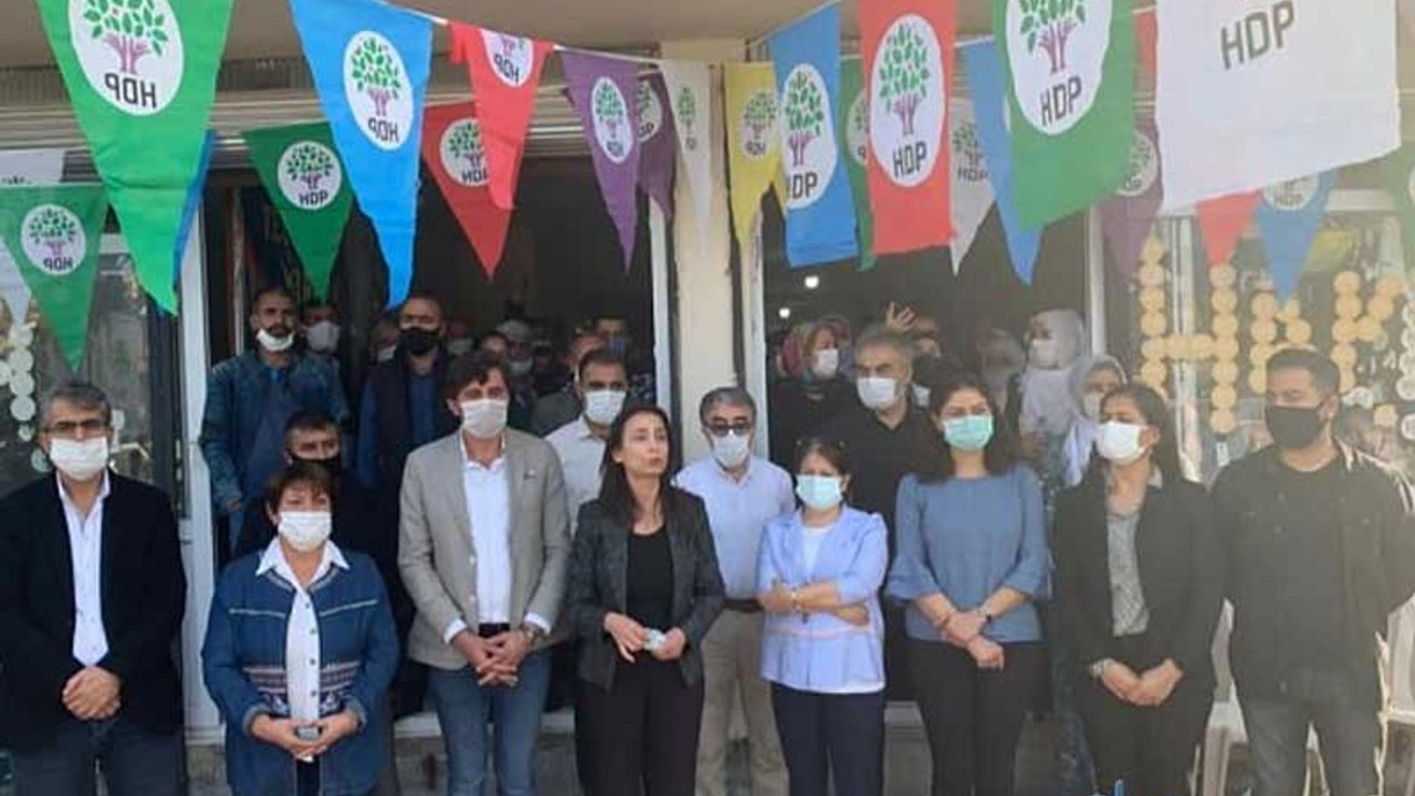 Gözaltı protestosuna 139 bin 500 liralık 'fiziki mesafe' cezası