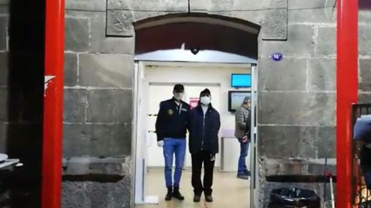 İzmir merkezli operasyon: 66 gözaltı