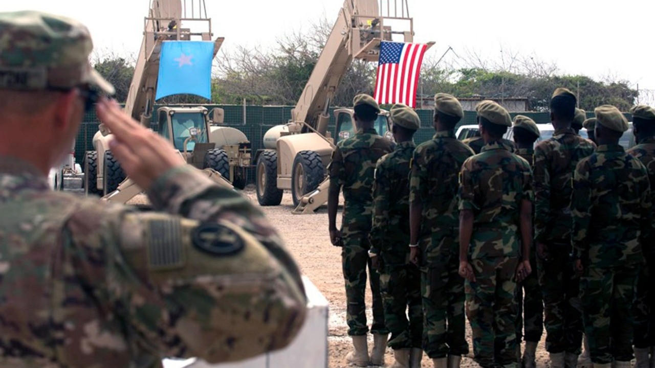 Trump giderayak talimat verdi: Somali'deki ABD askerleri çekiliyor