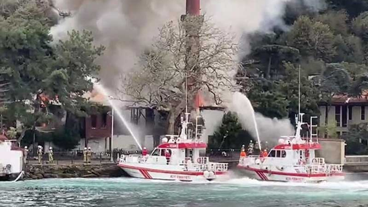 Tarihi Vaniköy Camii'ndeki yangında vakıf yönetimi kusurlu bulundu