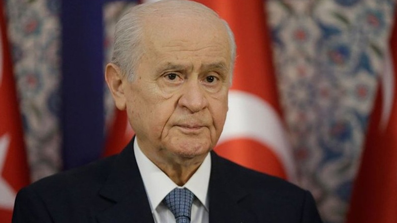 Avrasya Araştırma Başkanı Özkiraz: Bahçeli koltuğunu devredebilir