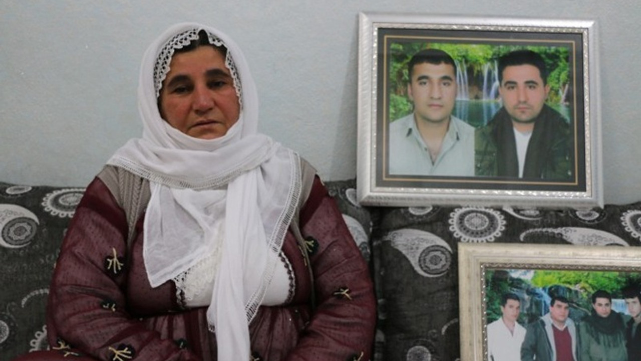 Cizre'deki bodrumlarda iki oğlunu kaybeden anne: Öyle bir çığlık attım ki insanlık utandı