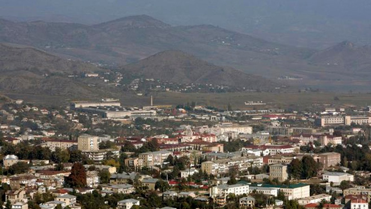 Dağlık Karabağ: Taraflar birbirini ateşkesi ihlâlle suçladı