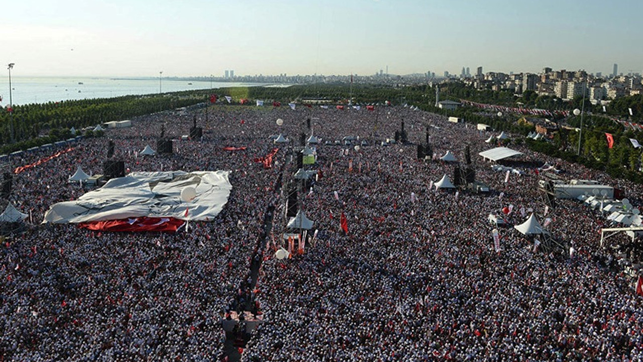 Gürsel Tekin rakam verdi