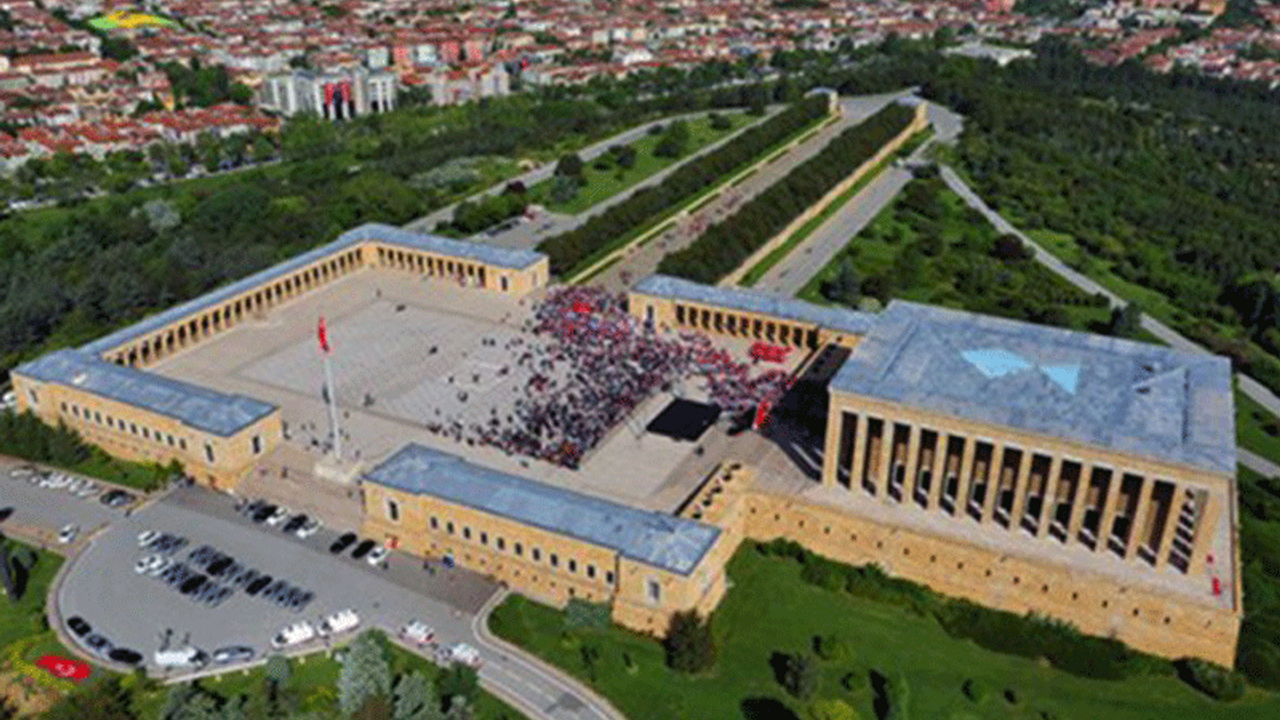 'Anıtkabir yapılaşmaya açılıyor' iddiası