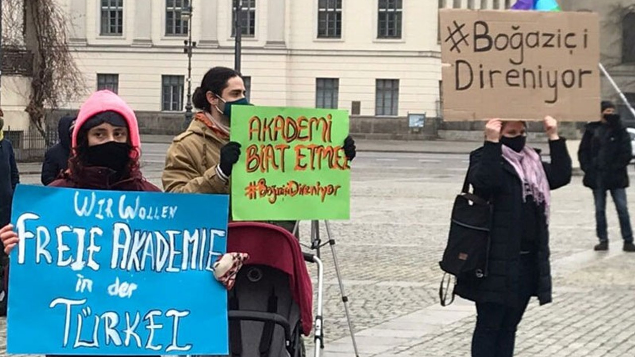 Almanya’daki Boğaziçi Üniversitesi mezunlarından 'kayyım rektör' eylemi