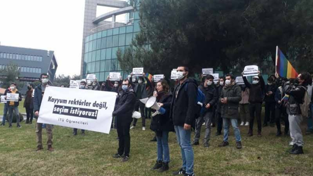 İTÜ'lü öğrencilerden Boğaziçili arkadaşlarıyla dayanışma eylemi: Kayyum rektörler değil, seçim istiyoruz