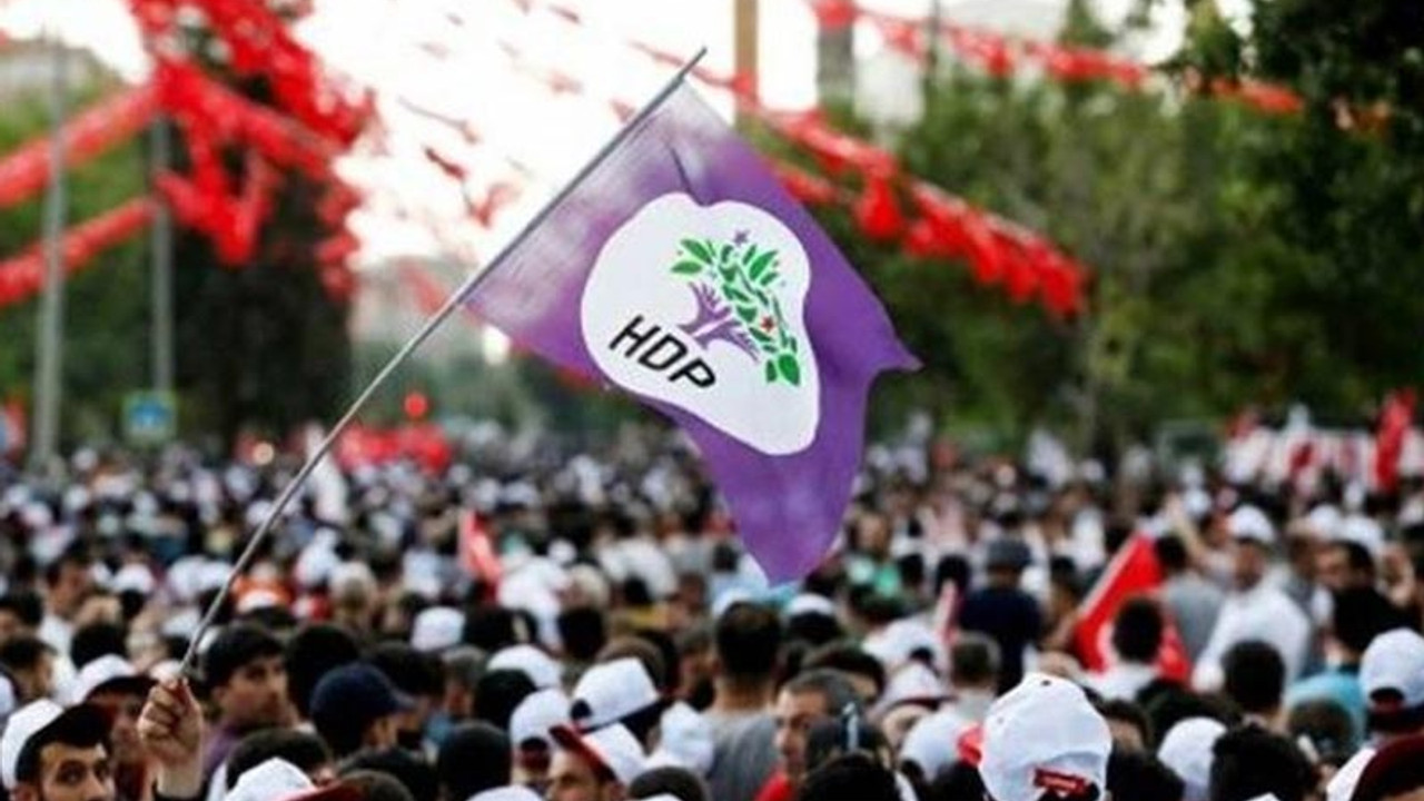 Mersin'de HDP heyeti Suriyeli mültecileri ziyaret etti