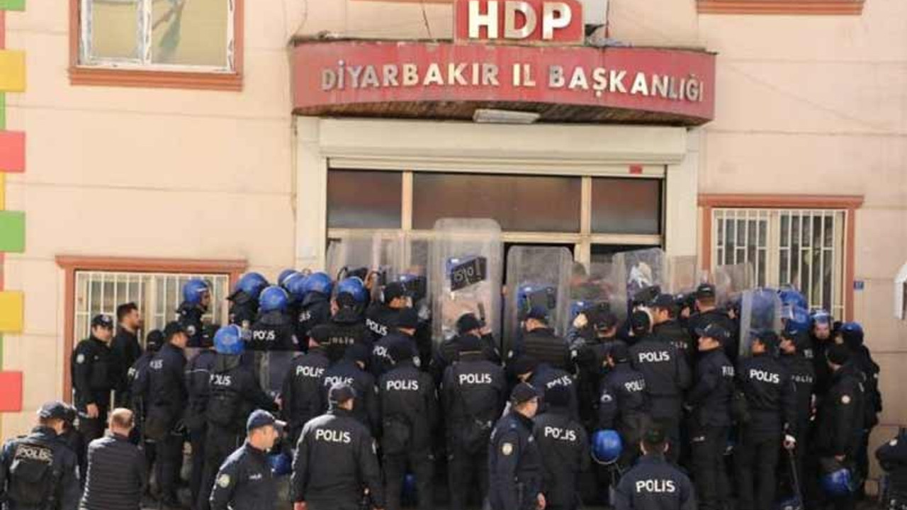 HDP kapılarındaki GBT uygulamasına suç duyurusunda bulunacak