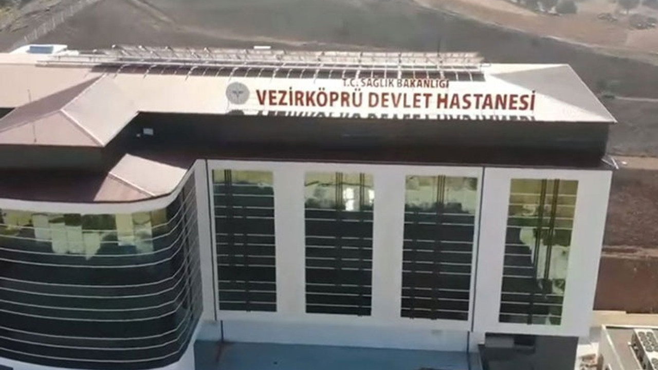 Yeni açılan devlet hastanesinin 'merdivensiz' olduğu iddia edildi