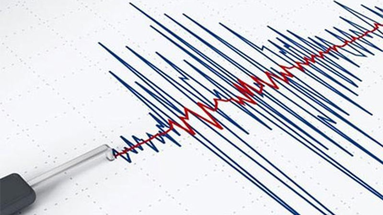 Endonezya'da 7.1'lik deprem