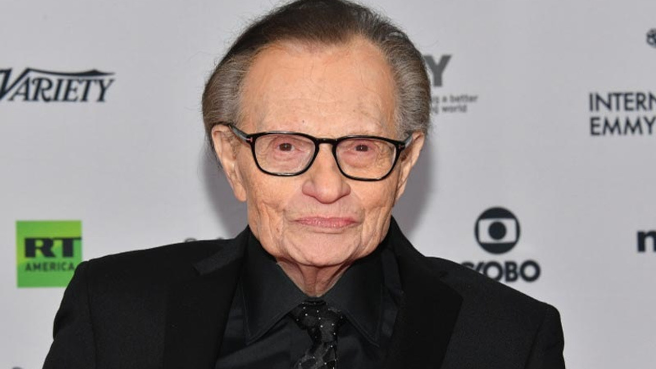 ABD'li ünlü televizyon sunucusu Larry King hayatını kaybetti