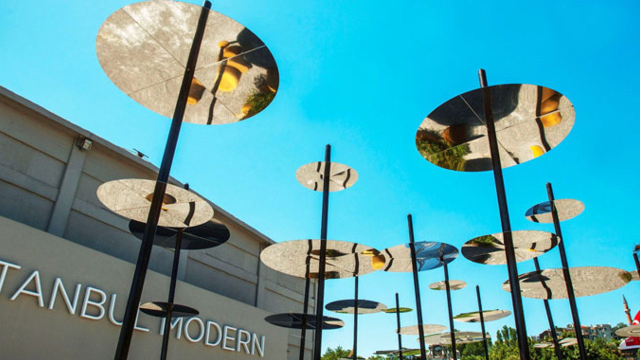 İstanbul Modern kadınlara ücretsiz