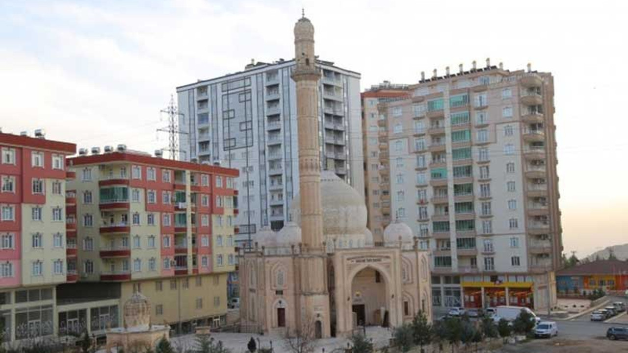 Mardin kayyımı cami sattı