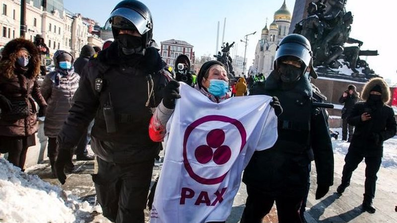 Rusya'daki protestolarda yüzlerce kişi gözaltına alındı: 'Putin bir hırsız'