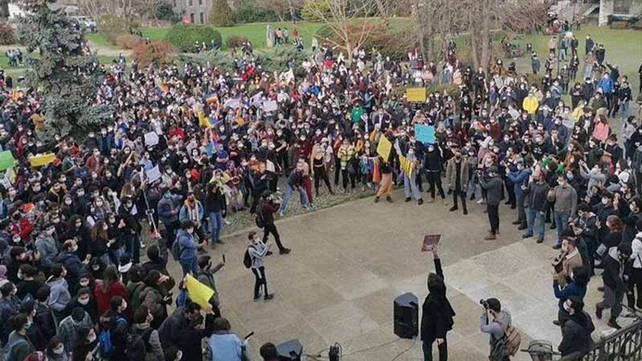 Boğaziçili öğrenciler tutuklamalara karşı Güney Kapı'ya çağırıyor