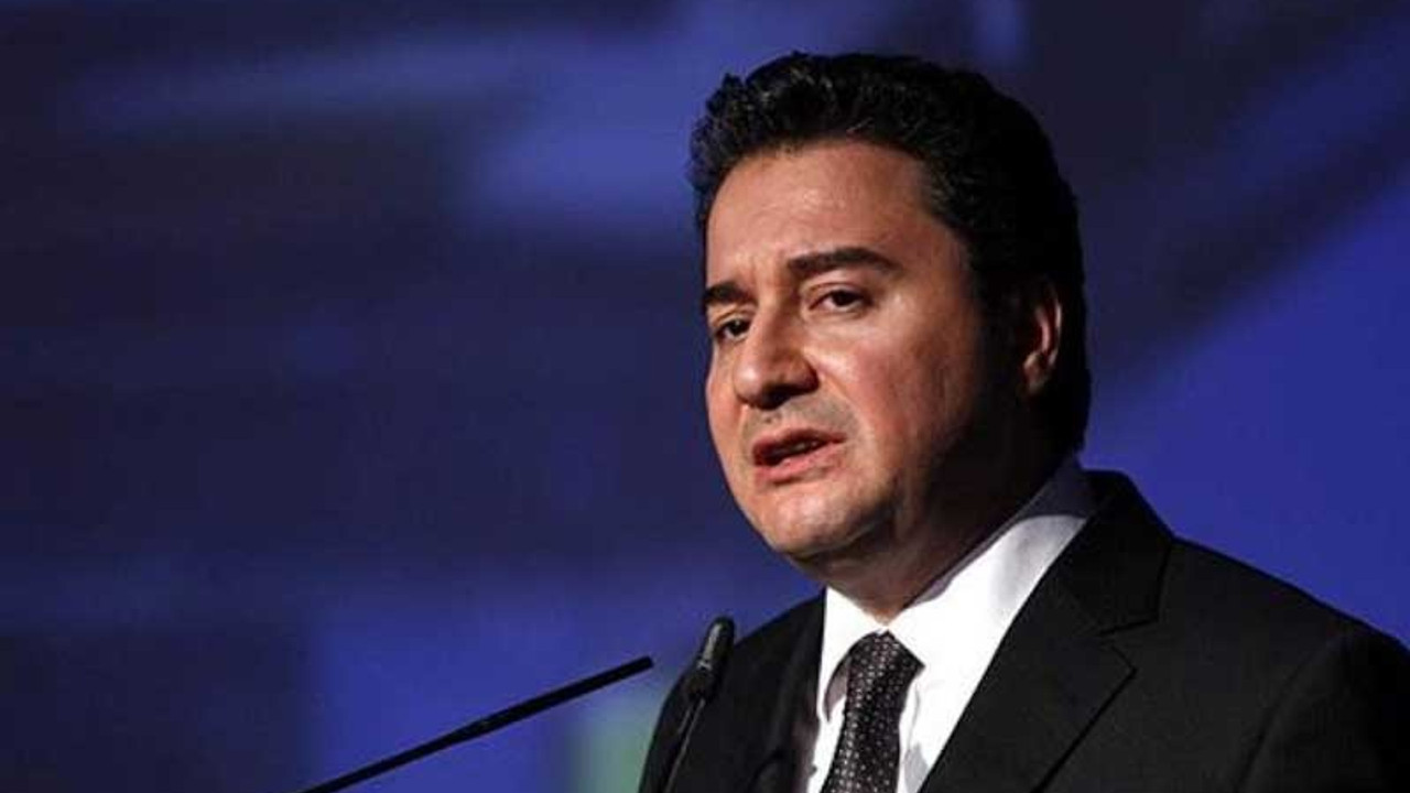 Babacan: Hükûmet, nefret besleyecek bir atmosferi kendi eliyle oluşturuyor