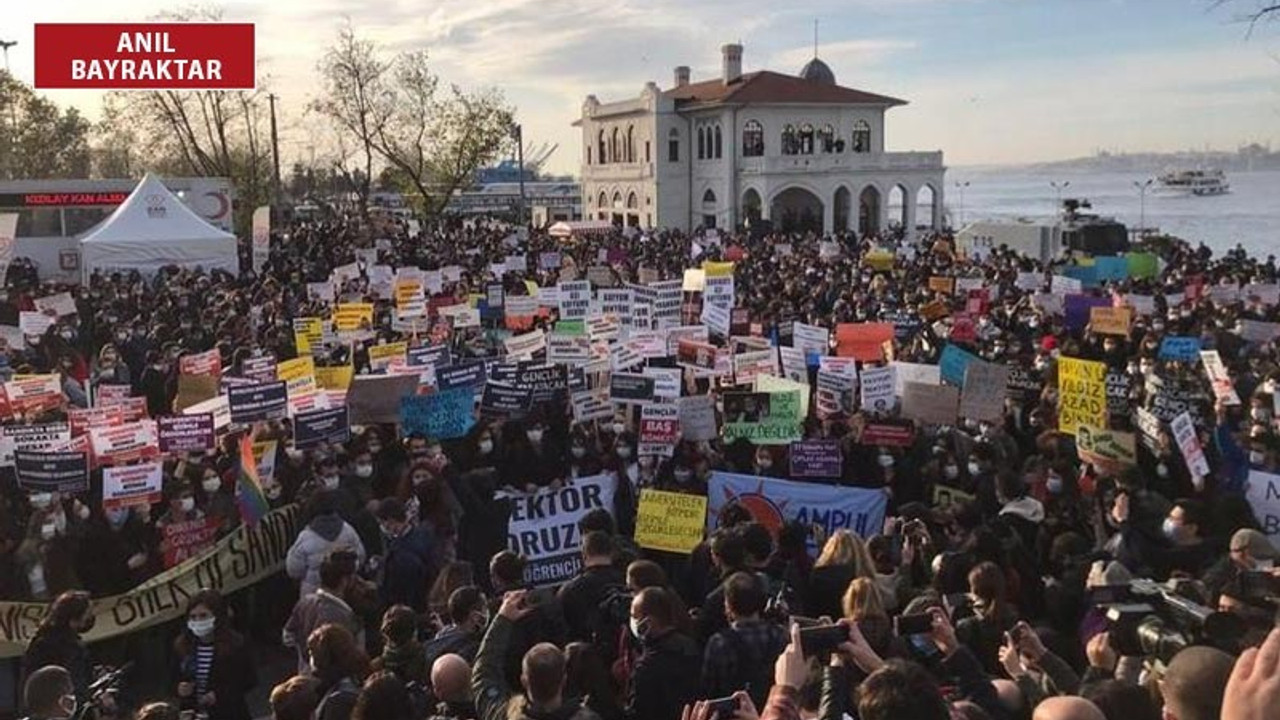 Kaymakamlık Boğaziçi ile dayanışma eylemini yasakladı, Boğaziçi öğrencisi tepki gösterdi