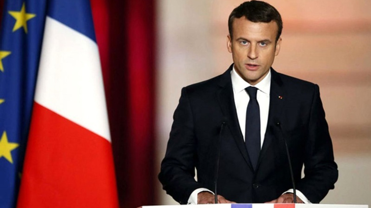 Macron: Aşı olmak isteyen herkese yaz sonuna kadar aşı temin edilecek