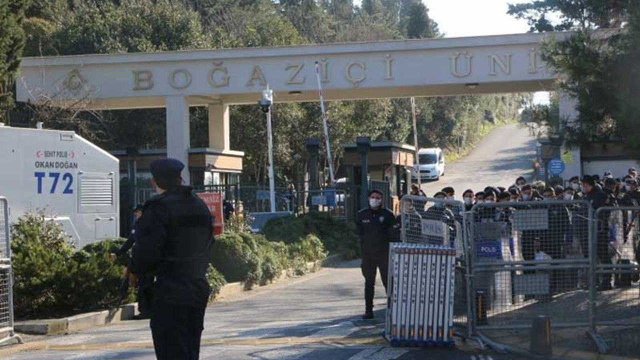 Boğaziçi Üniversitesi'ndeki eylemler polis ablukasına rağmen sürüyor