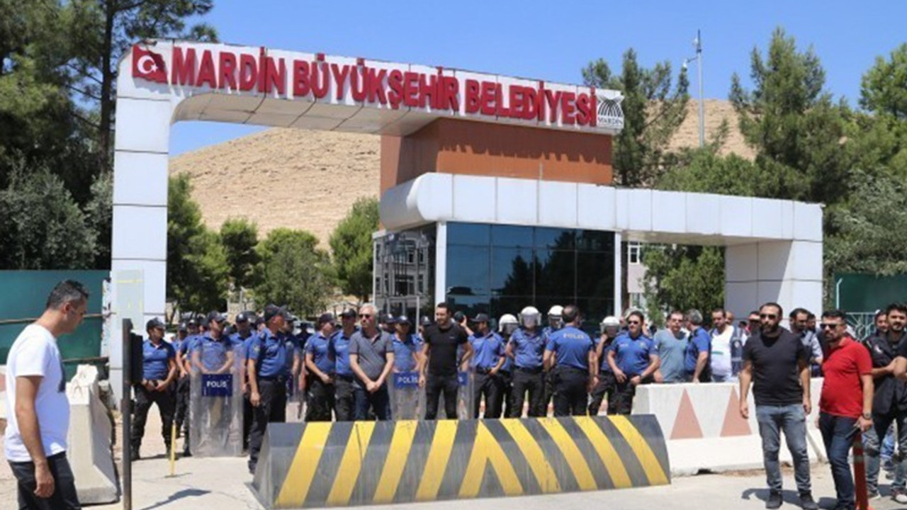 Mardin'de kayyım yönetiminde yolsuzlukla suçlananlar tahliye edildi