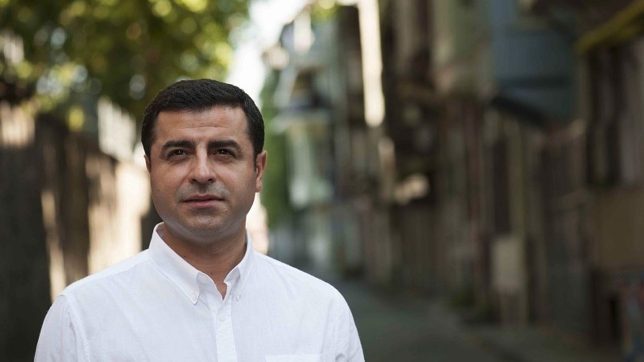 Demirtaş: Anayasa açıkça ihlal edilmiş, siyasete darbe yapılmıştır