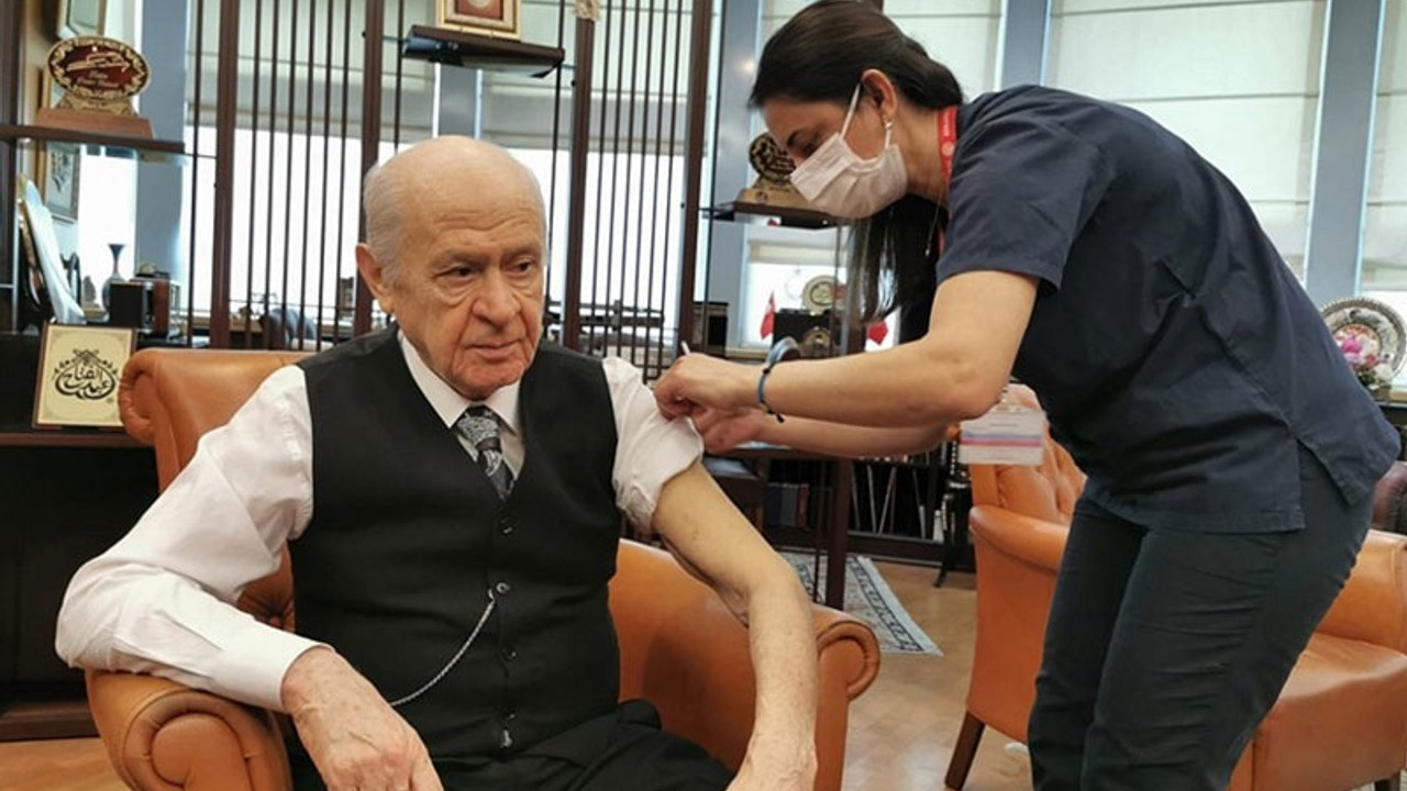 Devlet Bahçeli, Covid-19 aşısının ikinci dozunu yaptırdı