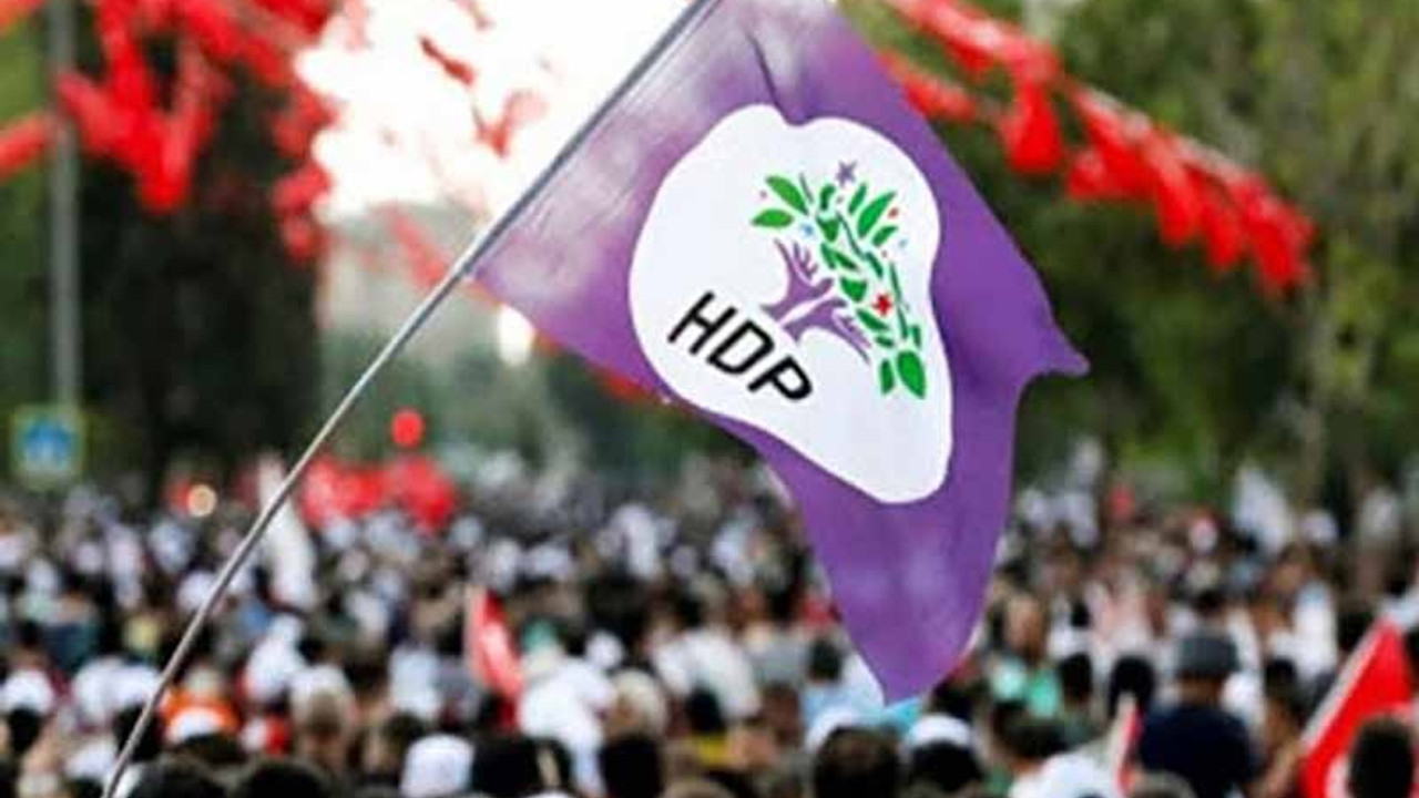 Diyabakır'a giden HDP'lilerin 3 aracı trafikten men edildi