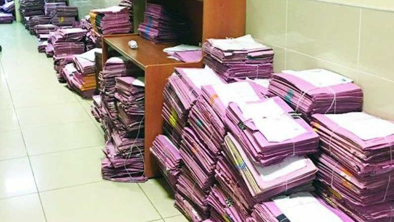 'İcra dairelerindeki dosya sayısı son bir yılda 1 milyonun üzerinde arttı'