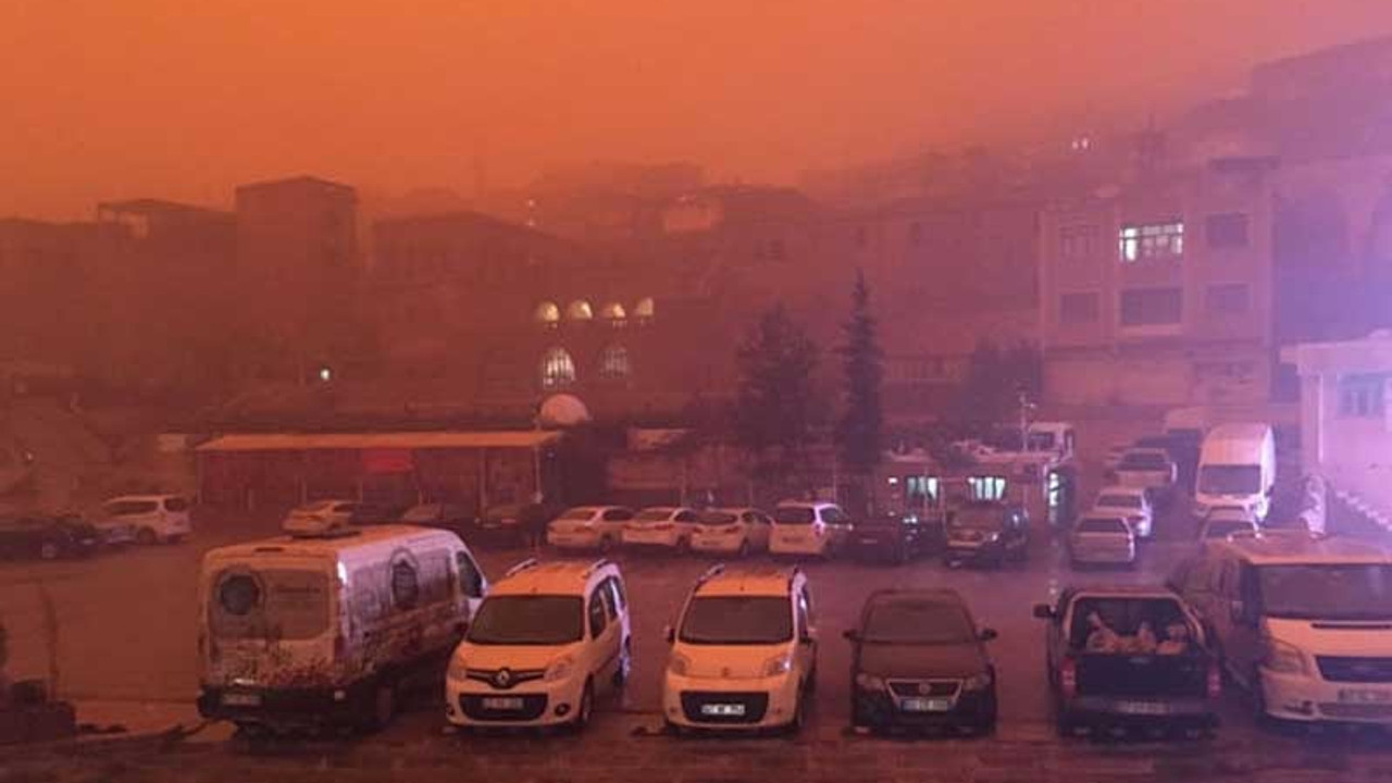 Uzmandan 'çöl tozu' uyarısı: Pencere ve kapılar açılmayacak, maskeye dikkat edilecek