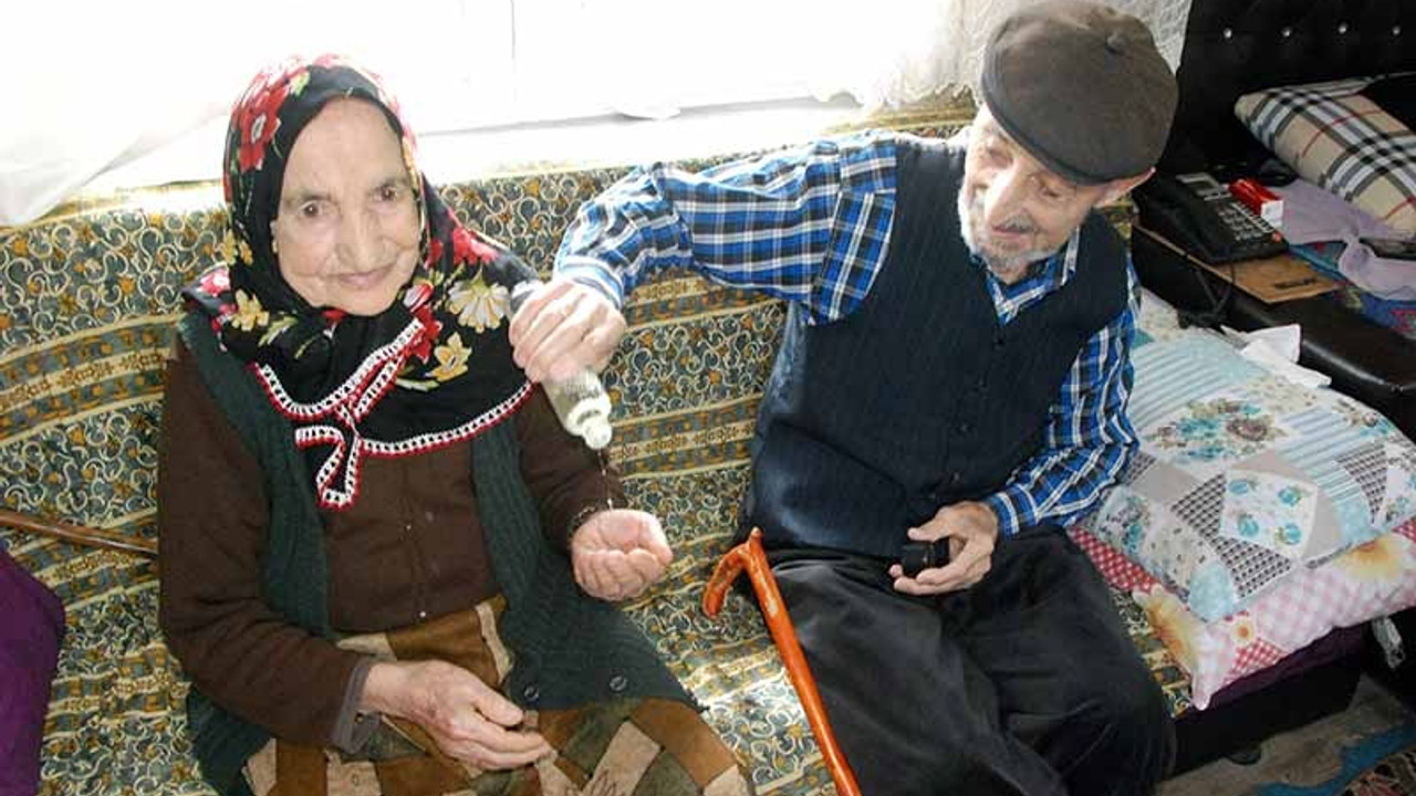 70 yıldır evli çiftten gençlere tavsiye