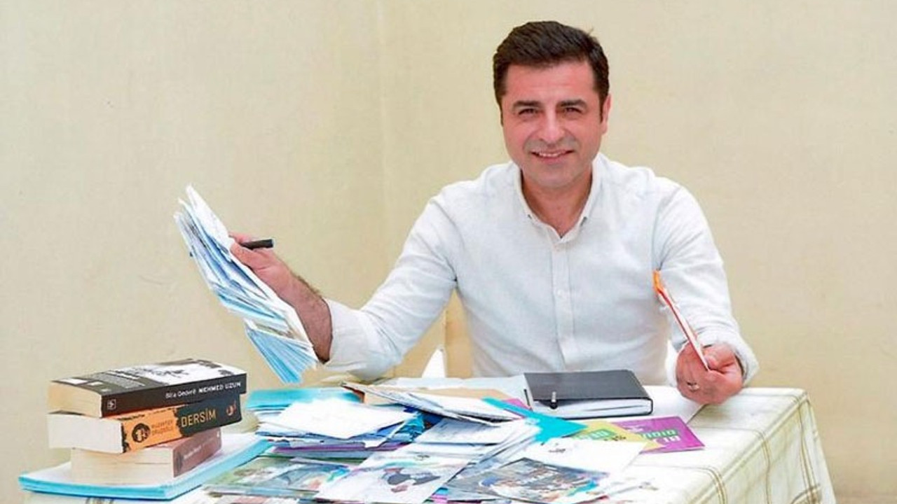 Demirtaş’tan muhalefet liderlerine açık çağrı: Devletin çetelerden temizlenmesi yarına bırakılamaz