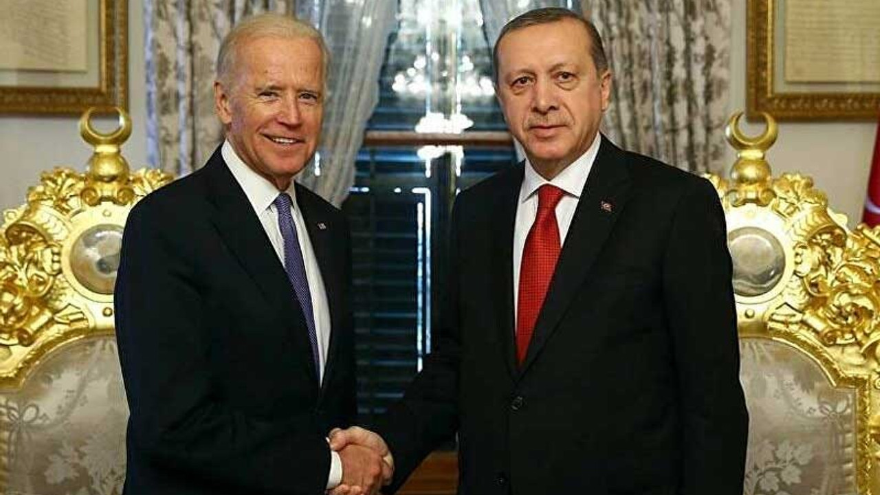 AP: Hükümet yetkilisi, Erdoğan'ın Biden'dan telefon gelmemesinden memnun olmadığını söyledi