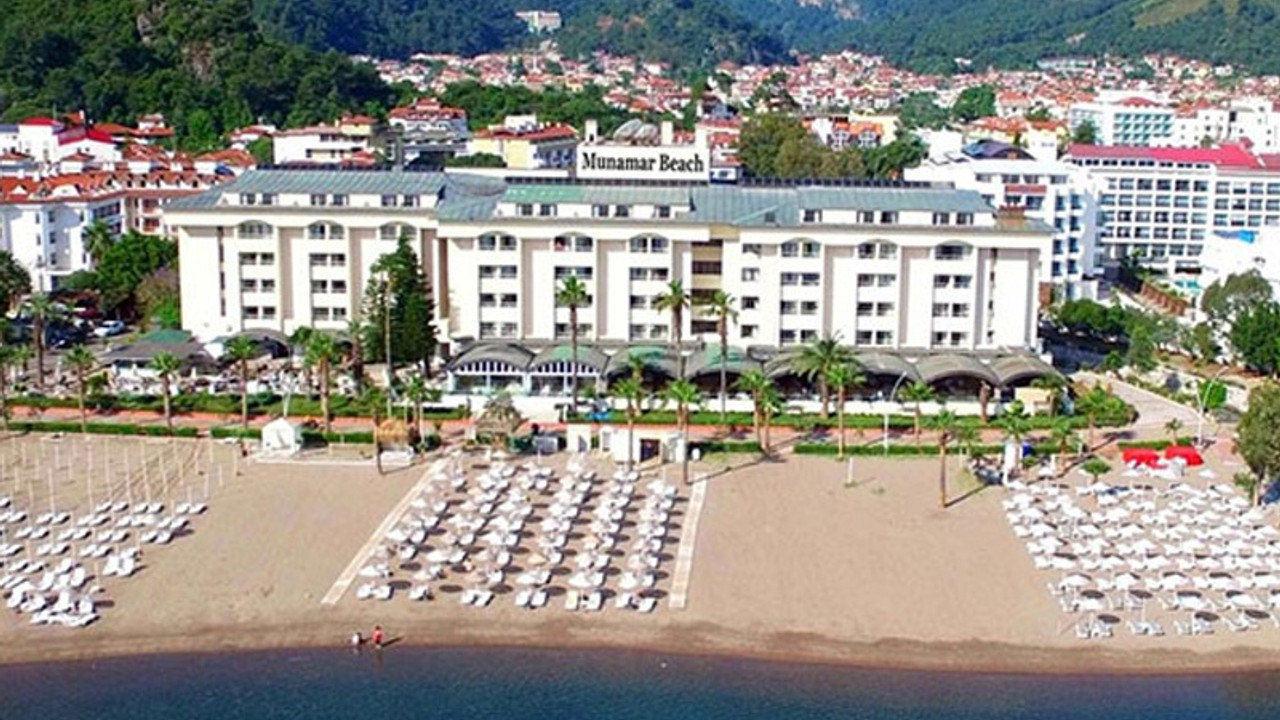 Katar Emiri otel boşalttı