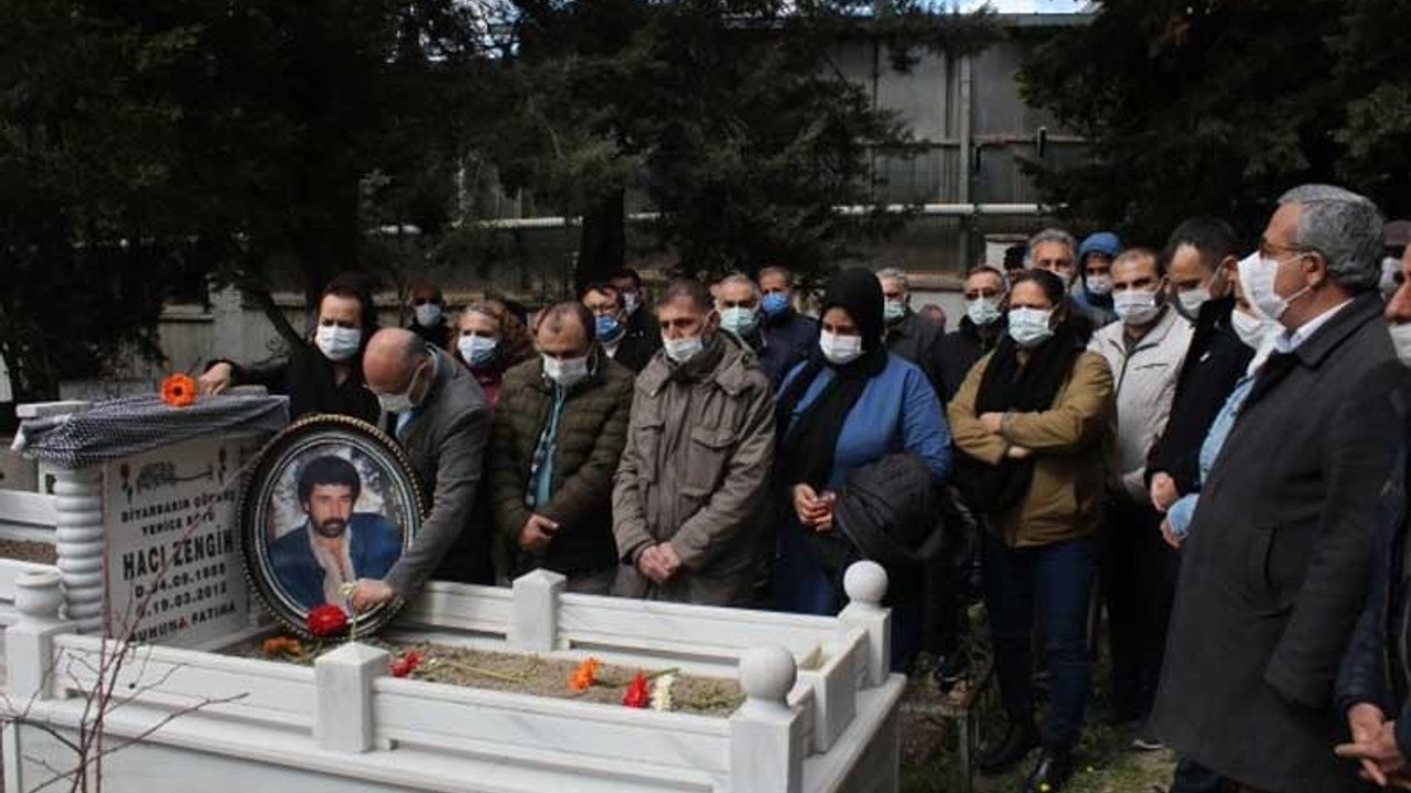 2012 Newroz'unda polisin attığı gaz bombası sonucu hayatını kaybeden Hacı Zengin mezarı başında anıldı