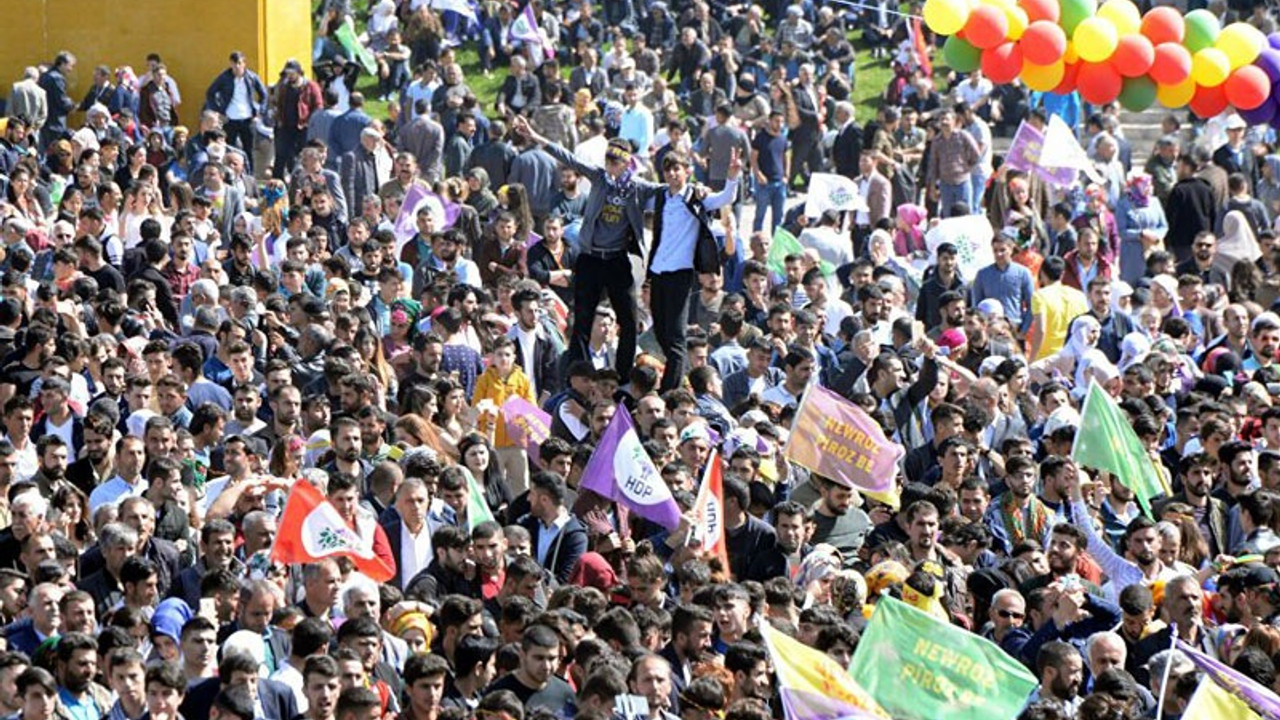 İstanbul'da Newroz için Yenikapı'ya izin çıktı