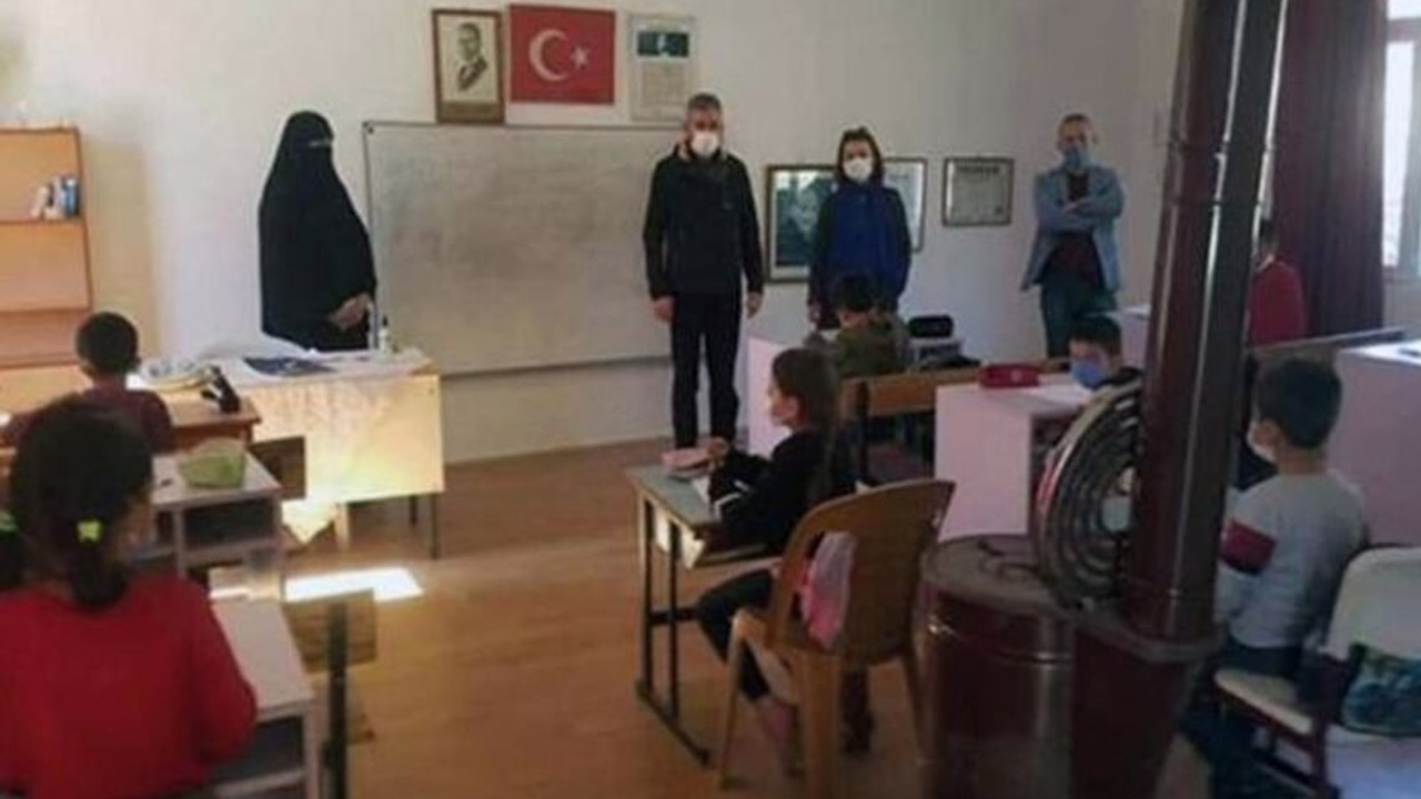 İmam eşlerini öğretmen olarak görevlendiren milli eğitim müdürü hakkında suç duyurusu