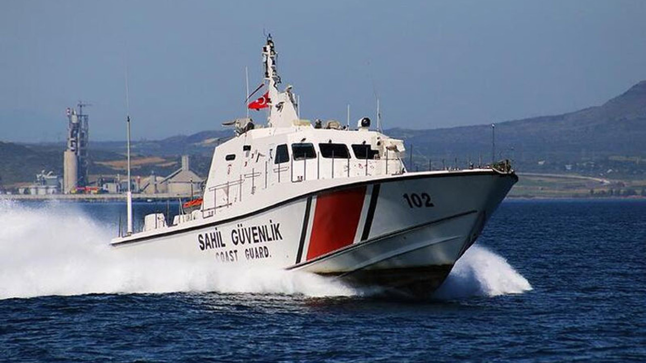 Türkiye'nin sığınmacıları denize atmakla suçladığı Yunanistan iddiayı reddetti